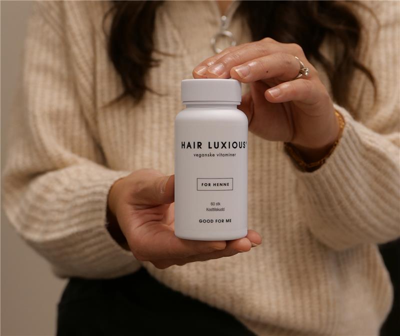 Hair Luxious hårvitaminer for kvinner – et kosttilskudd utviklet for å støtte normal hårvekst og hårkvalitet over tid.